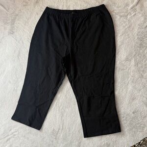 Women with Control Black Capris